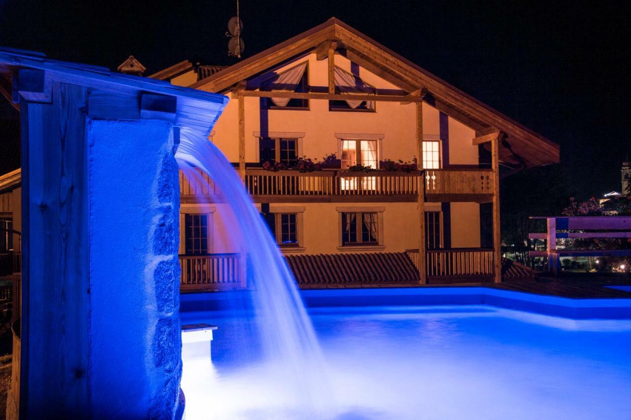 Holidays Dolomiti Apartment Resort Carisolo Exteriér fotografie