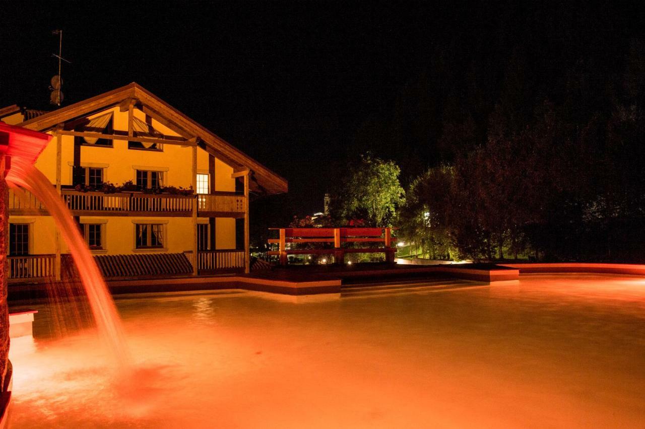 Holidays Dolomiti Apartment Resort Carisolo Exteriér fotografie